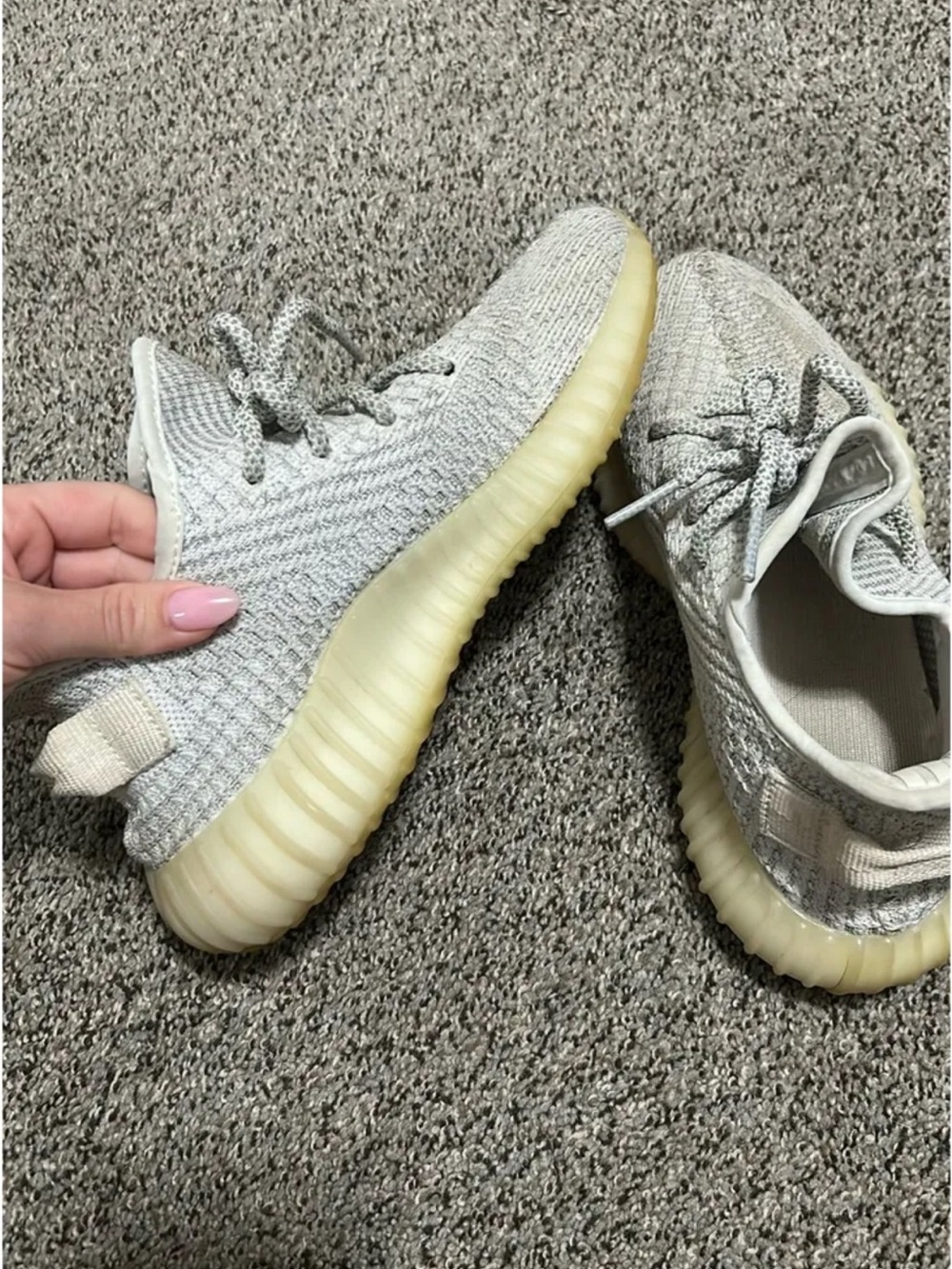 Yeezy Boost - Picture 4 of 5